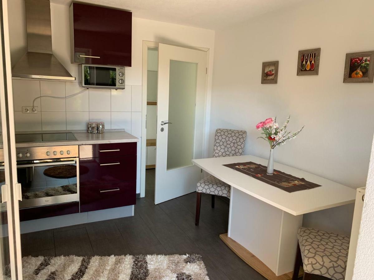 Terrassenwohnung In Estenfeld Bei Wuerzburg Екстер'єр фото