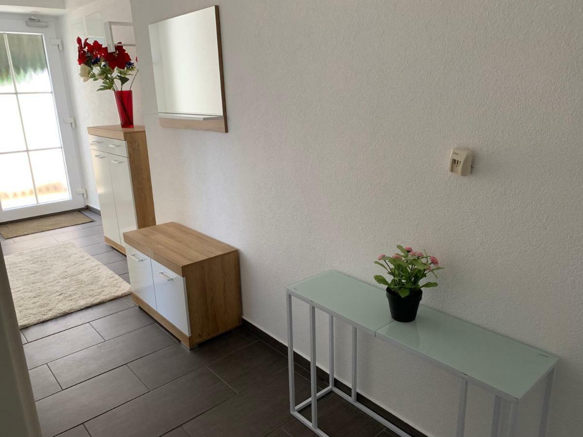 Terrassenwohnung In Estenfeld Bei Wuerzburg Екстер'єр фото