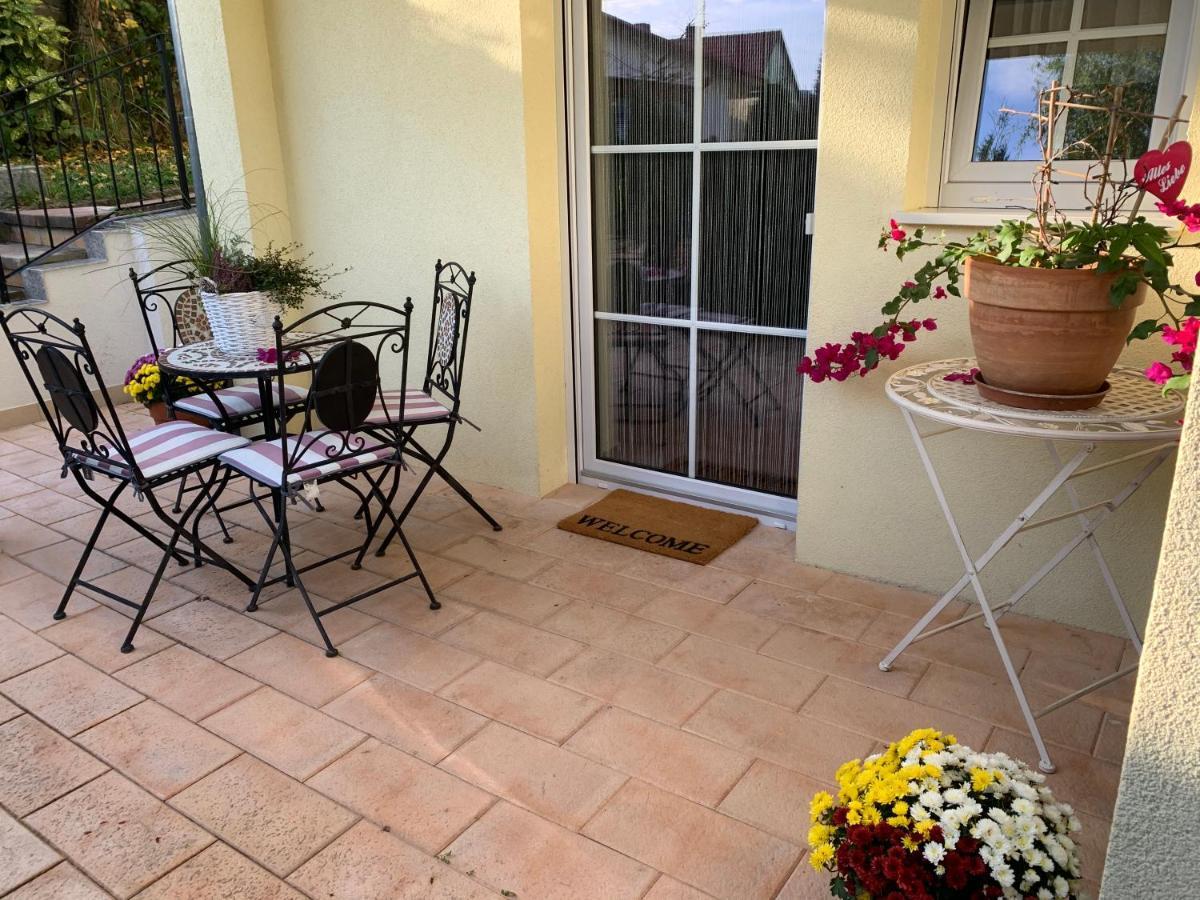 Terrassenwohnung In Estenfeld Bei Wuerzburg Екстер'єр фото