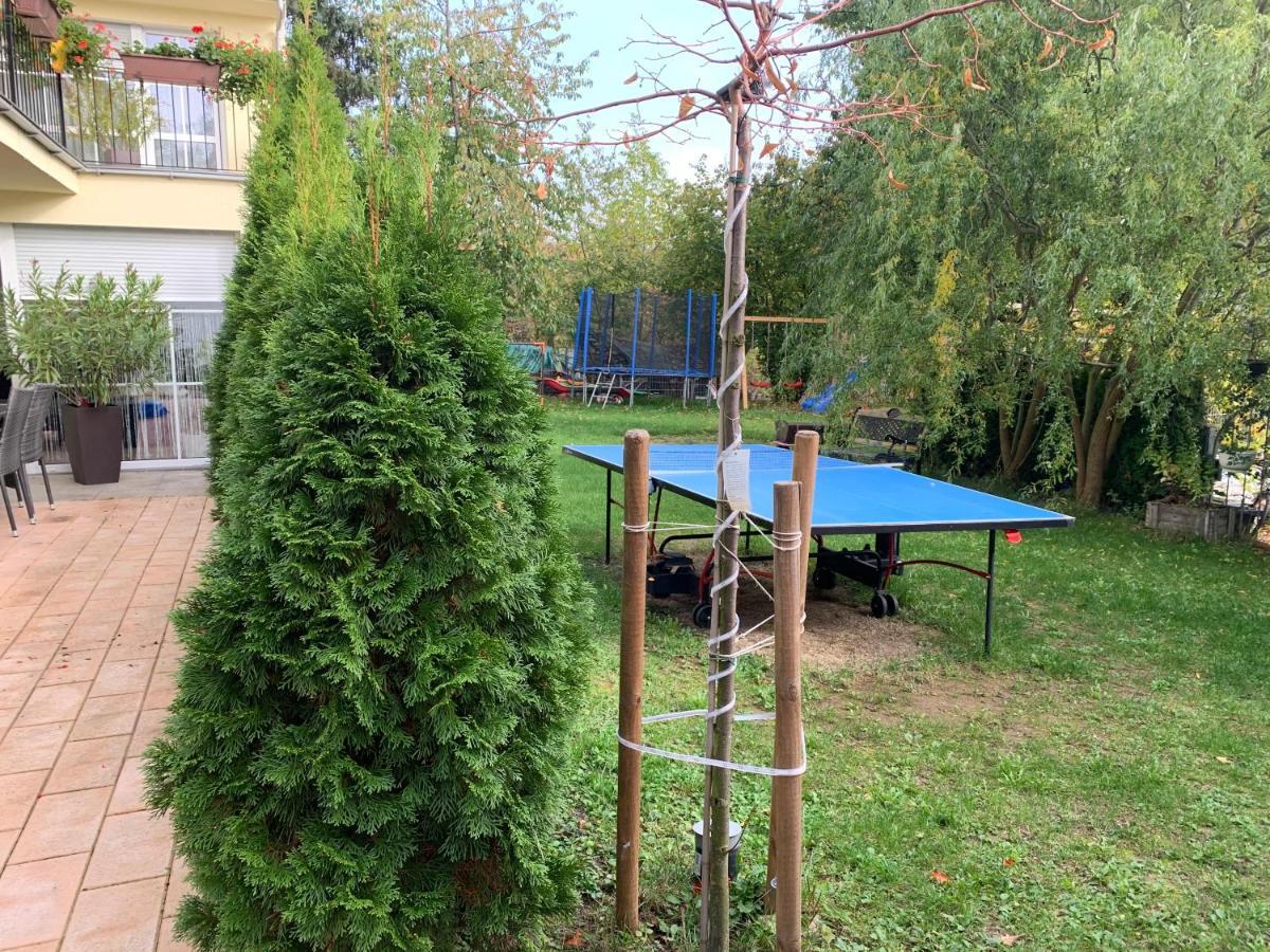 Terrassenwohnung In Estenfeld Bei Wuerzburg Екстер'єр фото